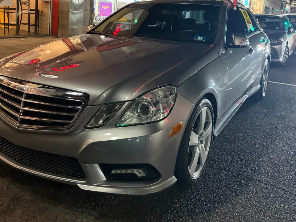 Mercedes-Benz E-Class, silver